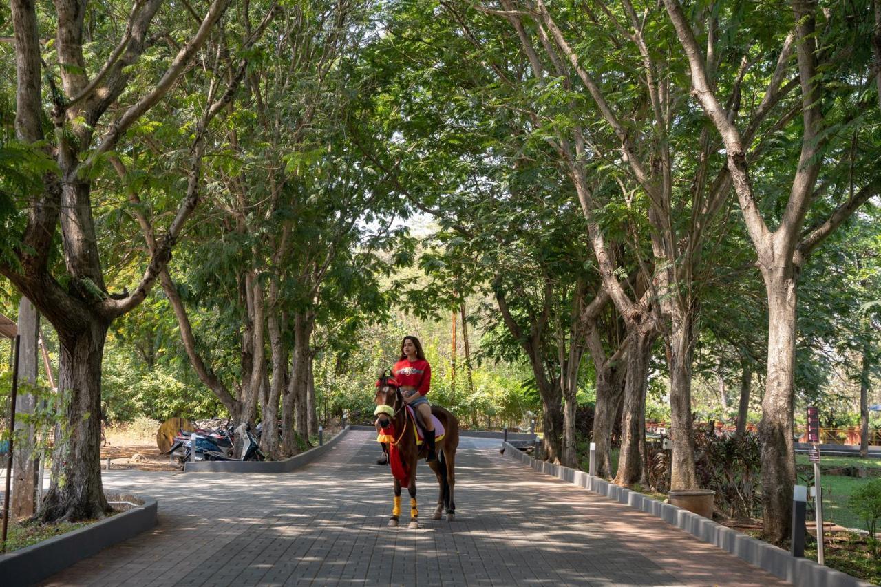 U Rivergate Karjat Exterior photo