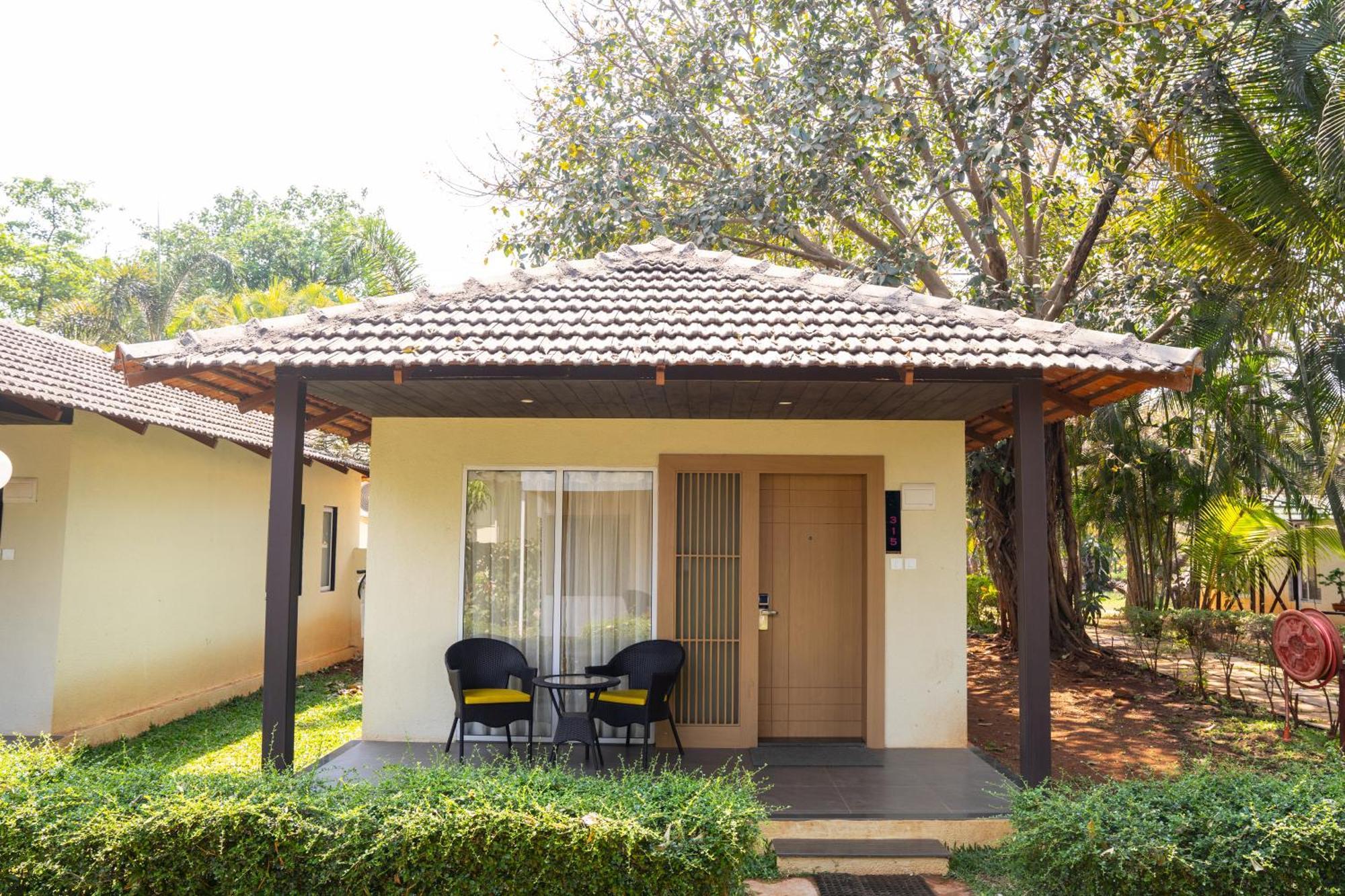 U Rivergate Karjat Exterior photo