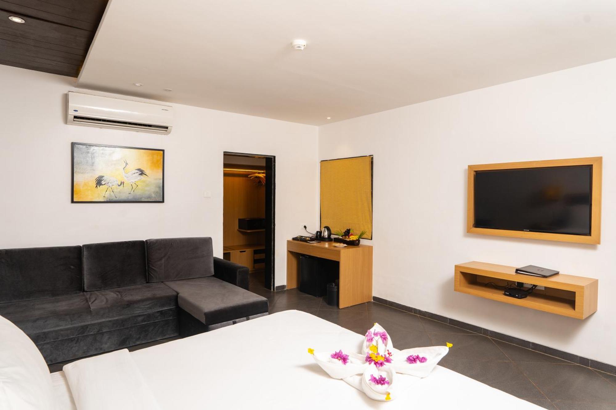 U Rivergate Karjat Exterior photo